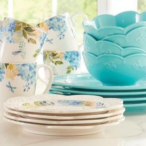 Meet your Posher, Nena